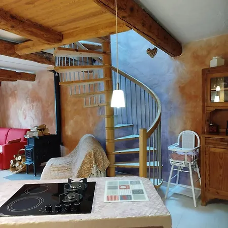 Holiday home Eco-gite Panoramique, Terrasses, Baby Foot, 150 M2 Renove Et Agrandi En 2024, Activites Proposees Champagnac-le-Vieux